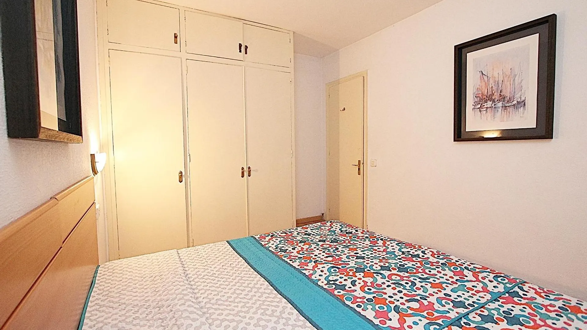 Apartaments Nautic Lloret de Mar 0*,